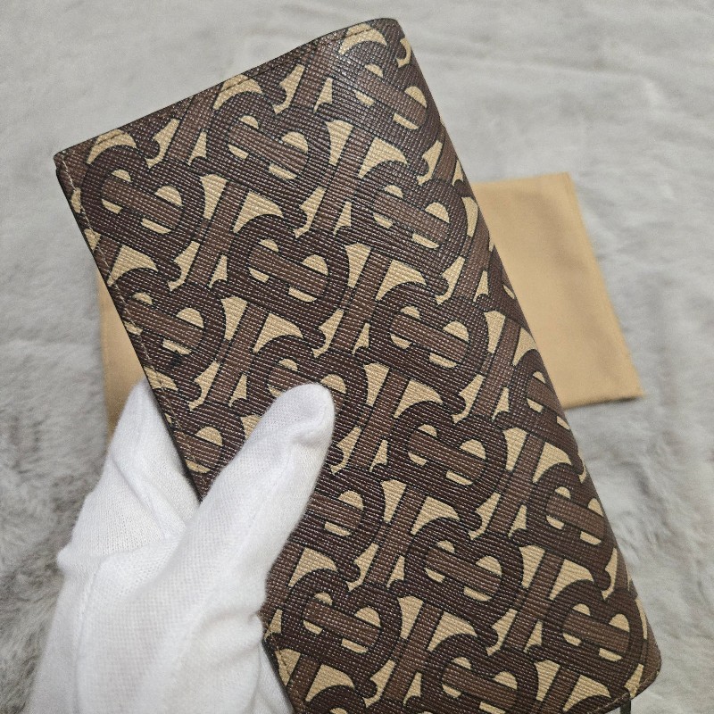 Burberry TB logo 對開長夾-19