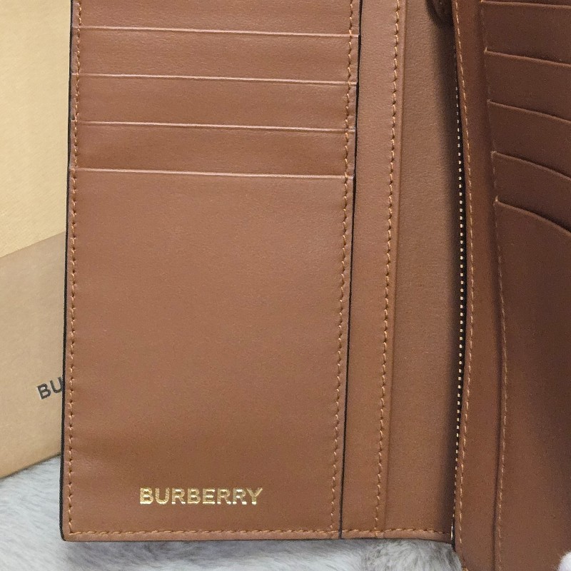 Burberry TB logo 對開長夾-27