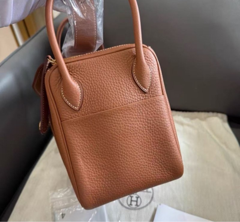 Hermes lindy 26 金棕金扣 全新原模還在 W刻 配件塵袋盒子-1