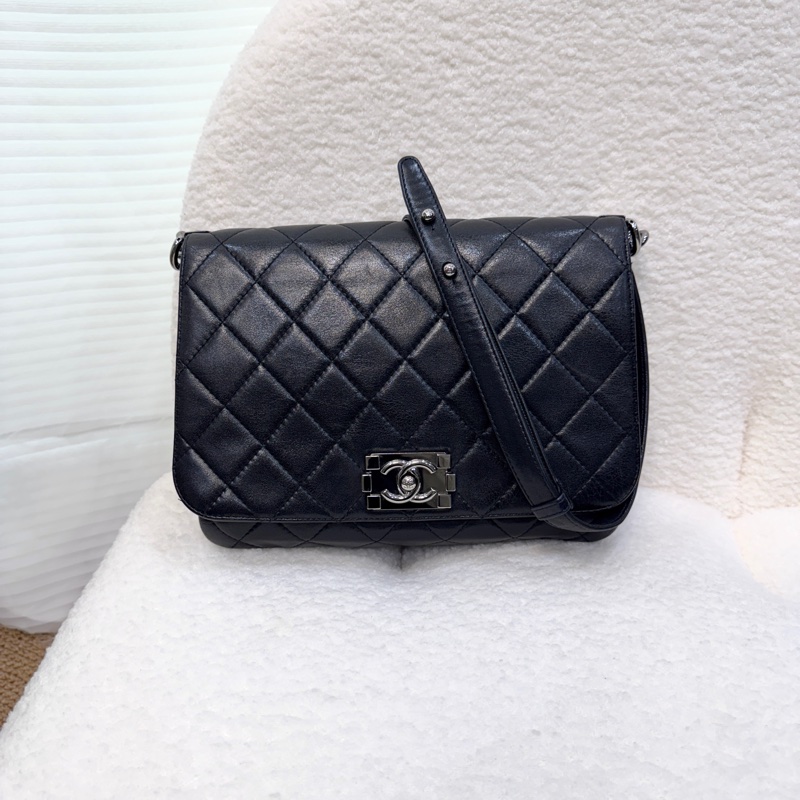 香奈兒絕版孤品🖤帥氣CHANEL黑銀羊皮BOY三層銀鍊斜背包A65442-3