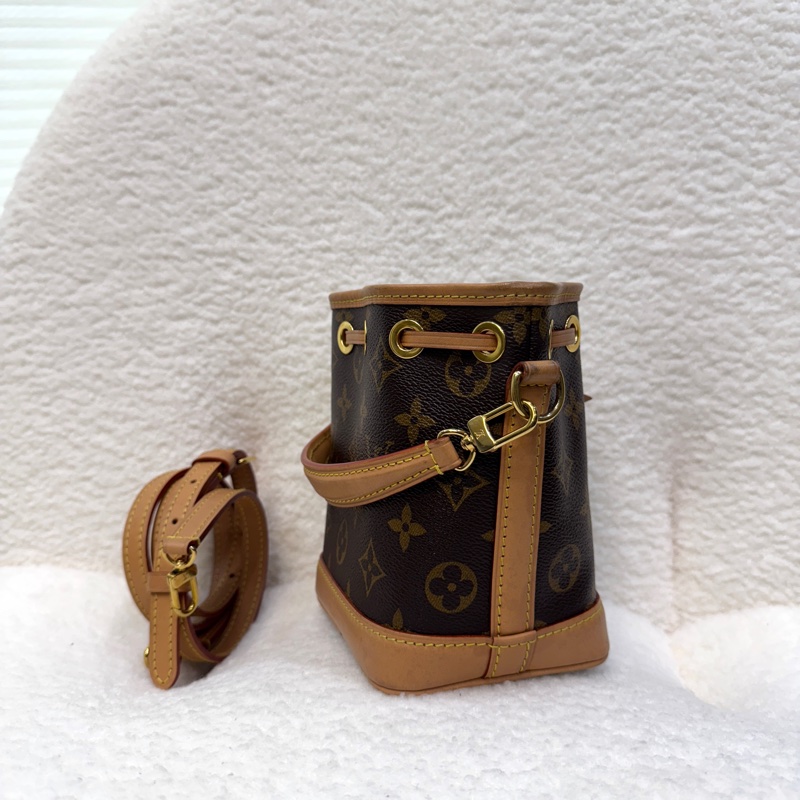 路易威登新款小水桶✨ M81266 LV原花Nano Noe束口水桶包M81266-9