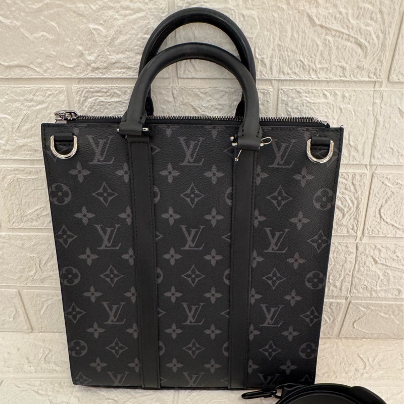 LV黑花紋直式琴譜包-0