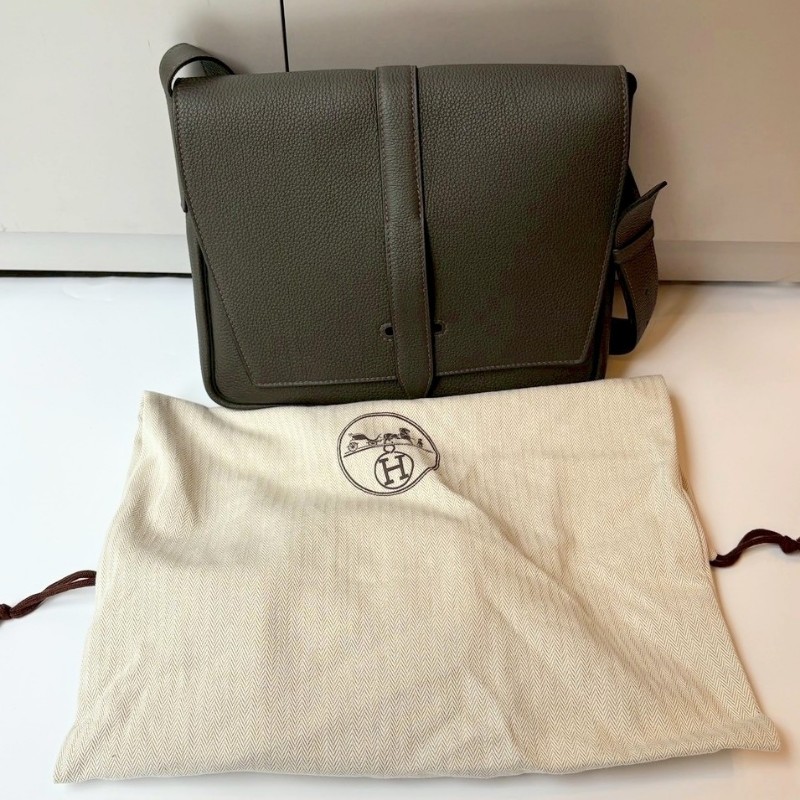 Hermes Steve light 灰綠皮革斜背包-2