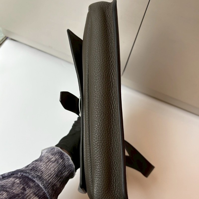 Hermes Steve light 灰綠皮革斜背包-7