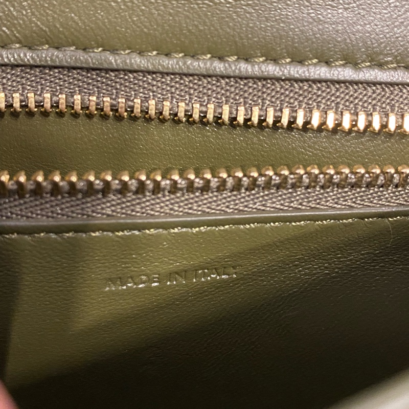 Celine 橄欖綠box光面皮豆腐包 小號單肩斜挎包-8