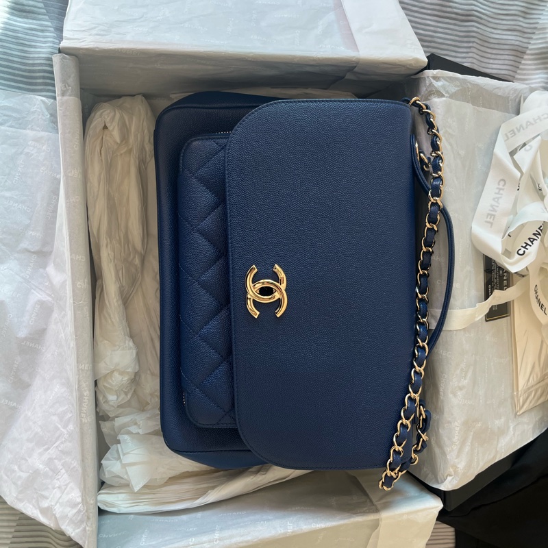 chenal 藍色郵差包-2