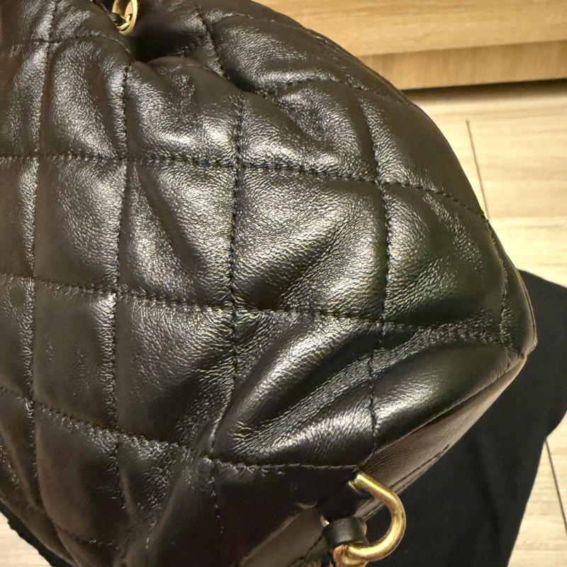 Chanel 香奈兒二手經典黑水桶包雙色鍊後背包斜背包-16