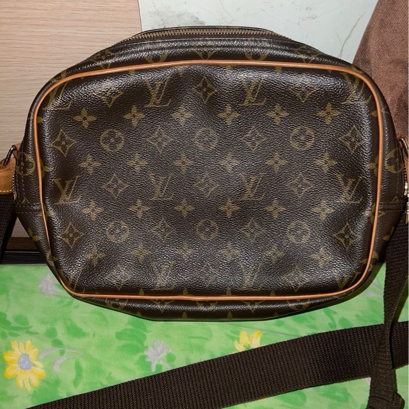 lv 男包 斜肩 九成新-6