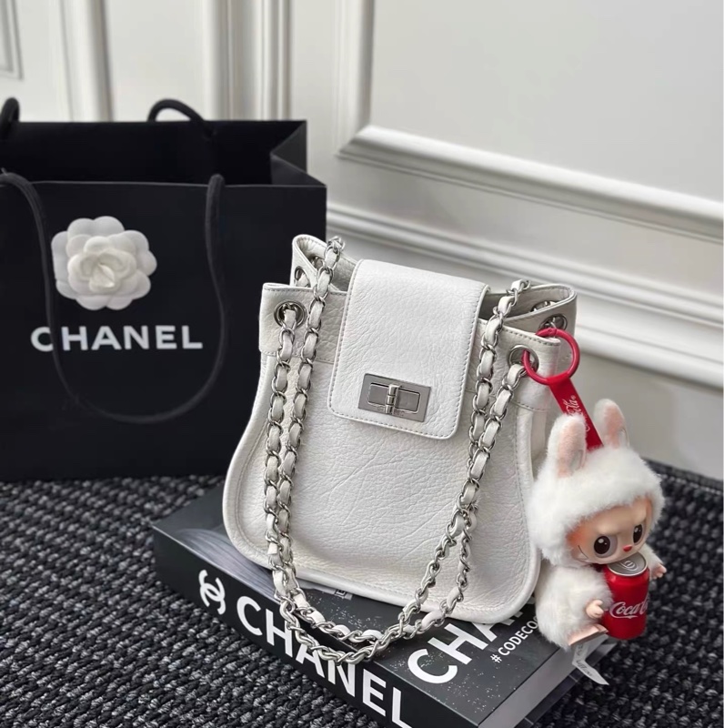 Chanel 香奈兒 奶昔白銀扣 荔枝牛皮 燒賣包-1