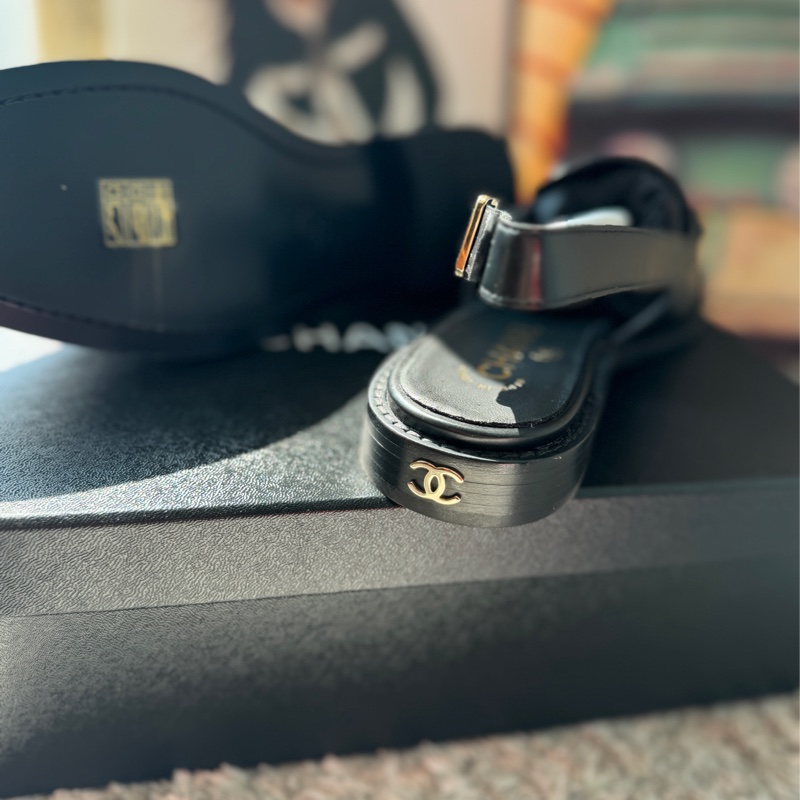 CHANEL香奈儿 25P 圓頭搭扣樂福鞋slingback-1