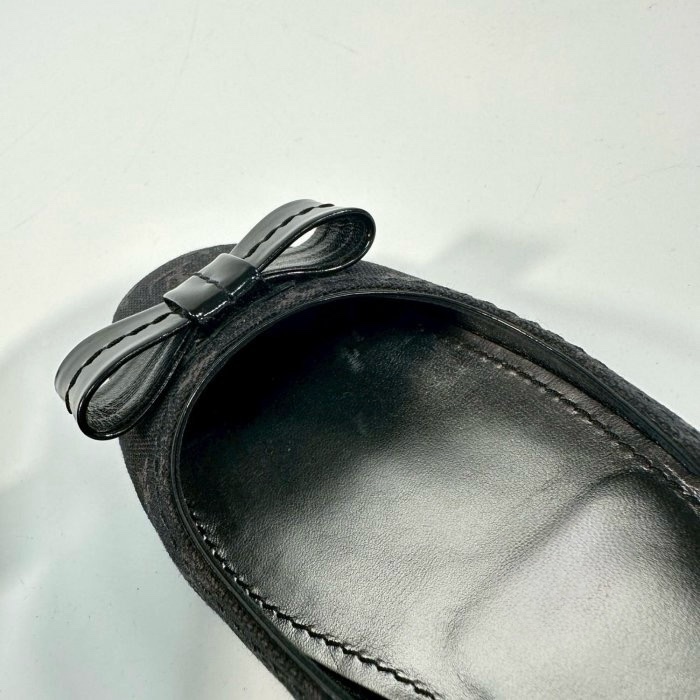 LV黑色老花平底芭蕾舞鞋37-10