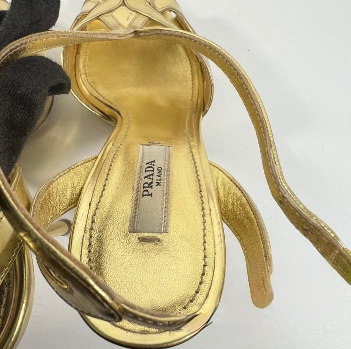 PRADA 金色高跟涼鞋36.5-9