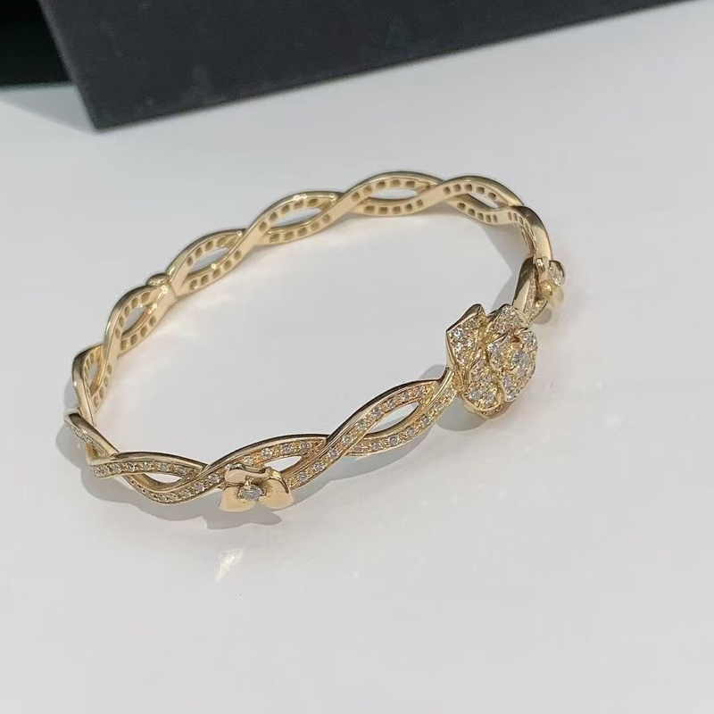 Piaget伯爵Rose玫瑰花系列滿鑽18K玫瑰金鑽石手鐲 尺寸16號 2020年購入-2