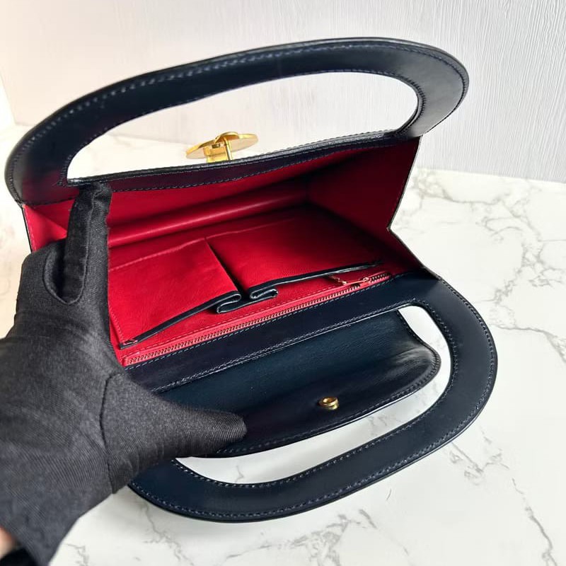 【LA LUNE】絕版中古包 Celine 星球金幣黑白色凱莉包 手提包 古董包 二手包-7
