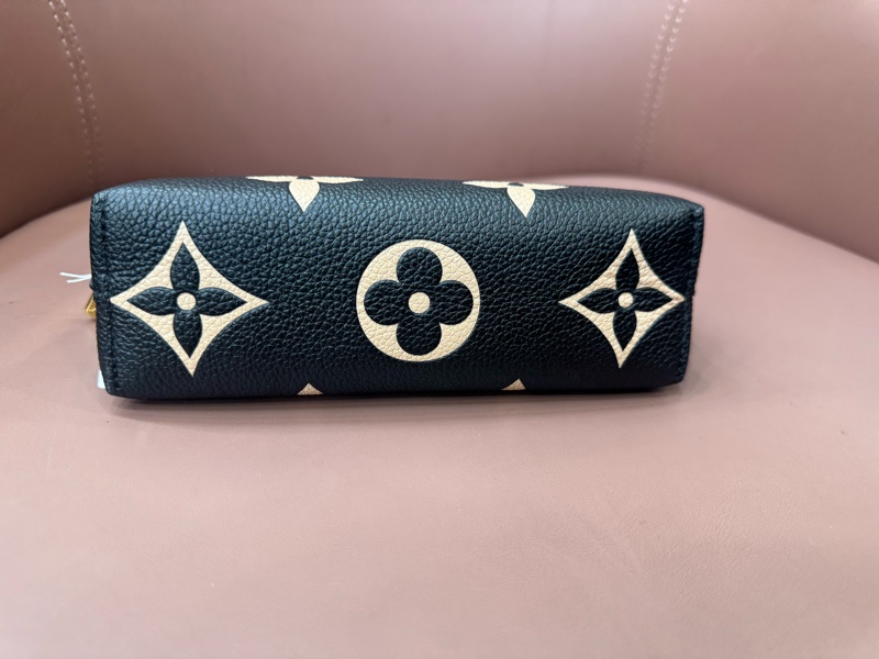 Louis Vuitton-4
