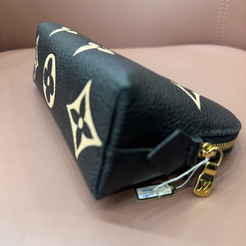 Louis Vuitton-8