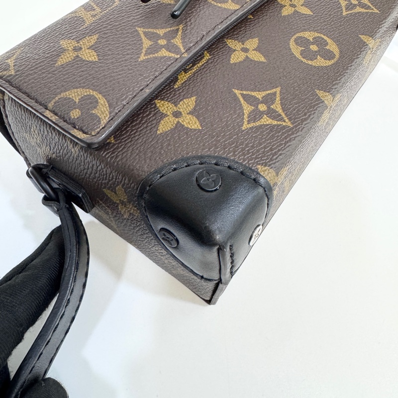 LV原花拚牛皮Steamer插釦斜背包M83613-10