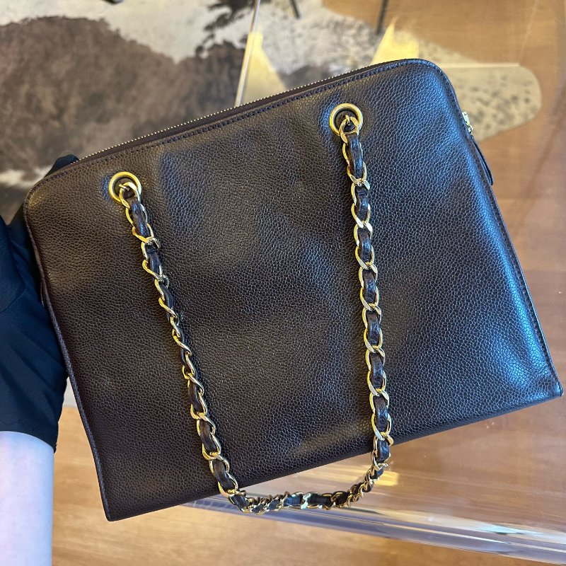 Chanel香奈兒金棕魚子醬奶粉包-2
