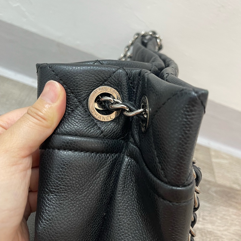 Chanel 黑銀牛皮雙C大logo 大號托特包-9