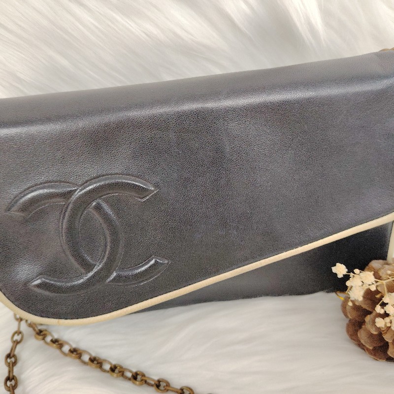 Chanel 香奈兒 中古 黑色牛皮翻蓋鏈條包（無鐳射標）-2