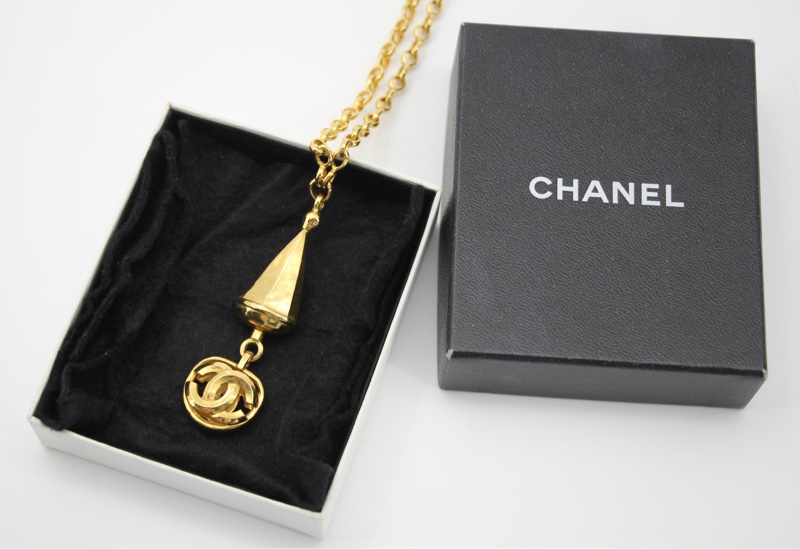 Chanel Vintage 96P鍍金圓錐形長頸鏈-15