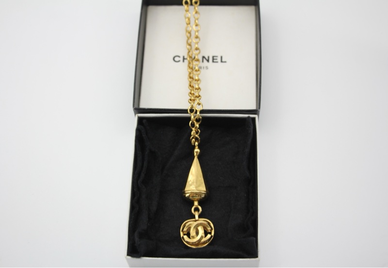 Chanel Vintage 96P鍍金圓錐形長頸鏈-16