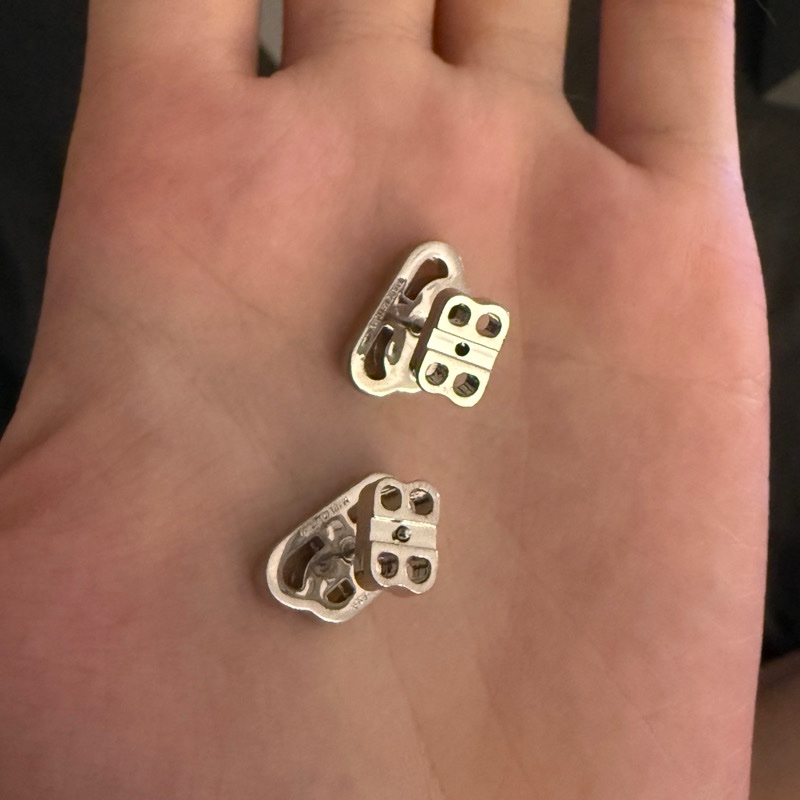 耳環 巴黎世家-8