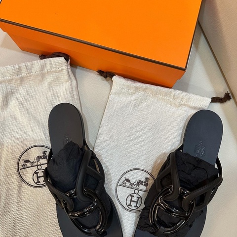 HERMES 經典三圈豬鼻 Egerie 黑色拖鞋 40號