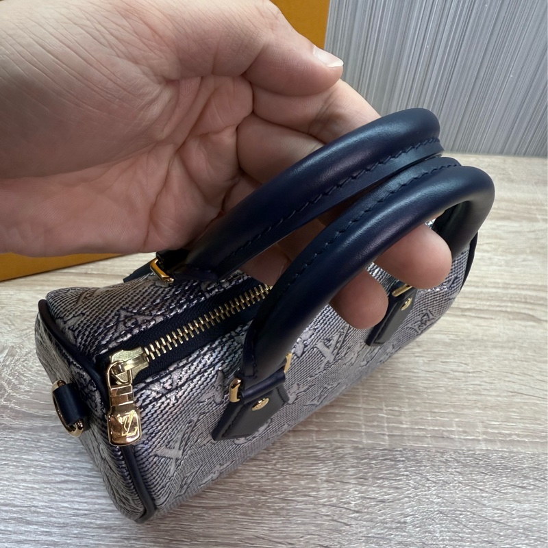 LV M23069 speedy 20 限量稀有炫彩丹寧配色波士頓手提斜背包-11