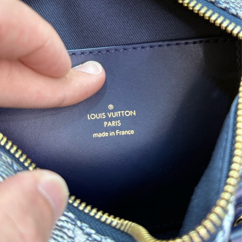 LV M23069 speedy 20 限量稀有炫彩丹寧配色波士頓手提斜背包-17