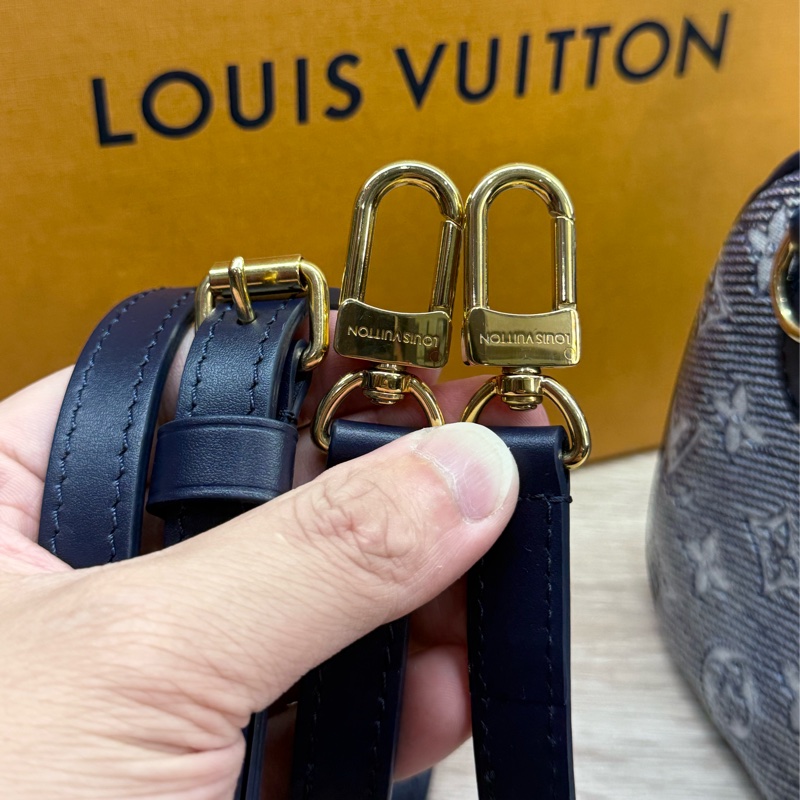 LV M23069 speedy 20 限量稀有炫彩丹寧配色波士頓手提斜背包-20