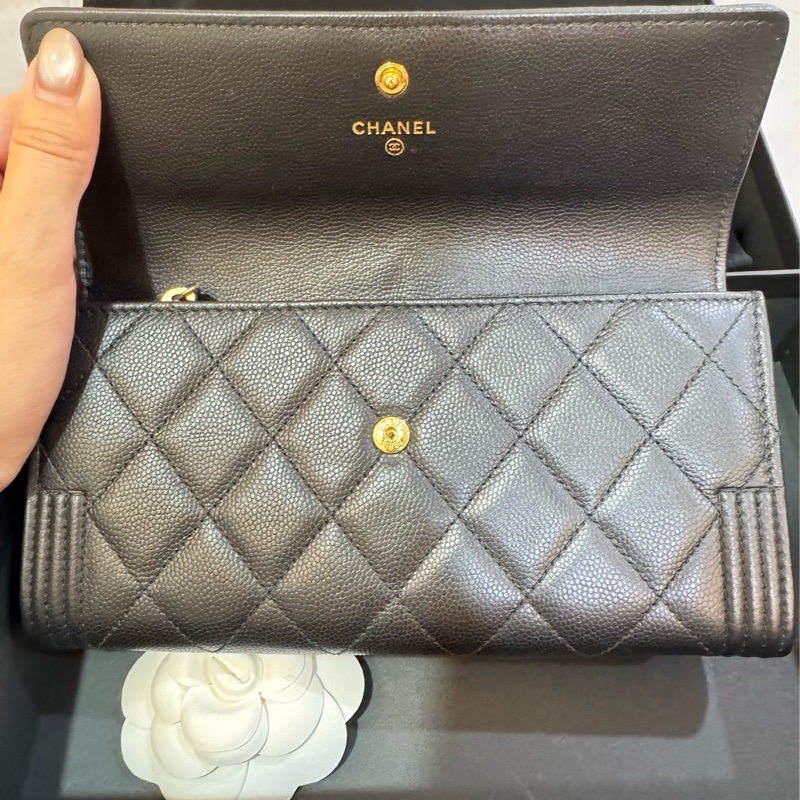 CHANEL 經典BOY系列荔枝紋牛皮長夾　-1