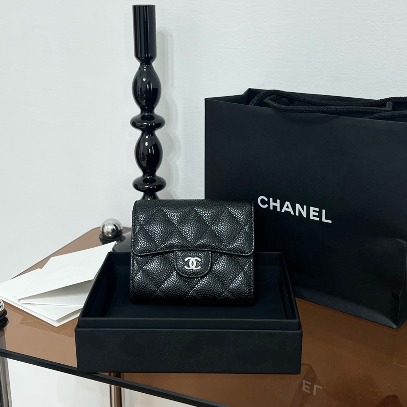 全新｜Chanel荔枝銀扣三折短夾 全配附購證-0