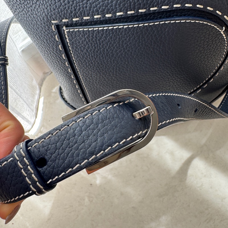 Delvaux 德爾沃 Pin Daily 中號 水桶包 深藍-2