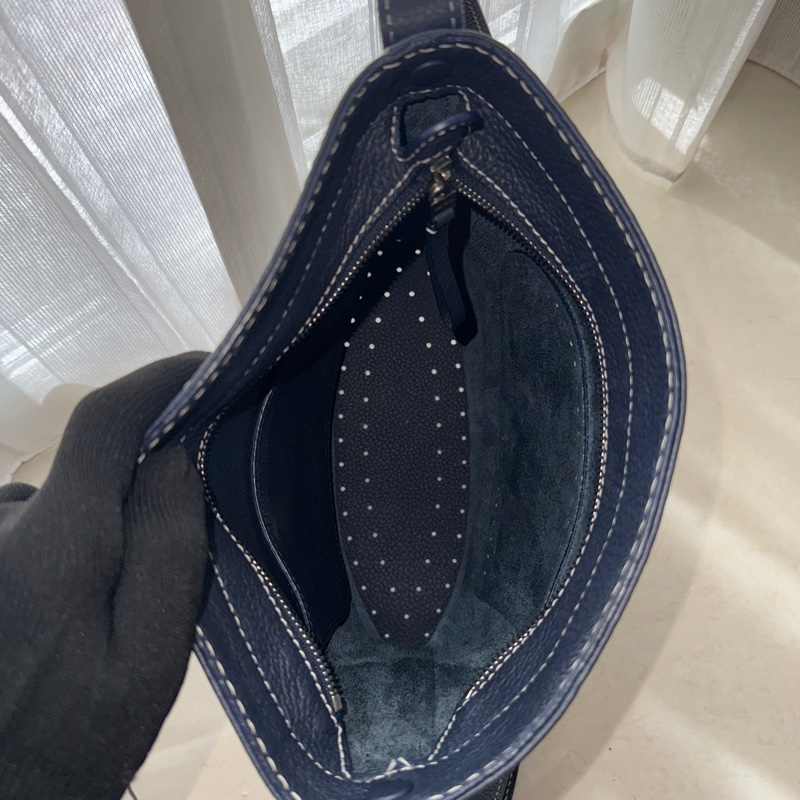 Delvaux 德爾沃 Pin Daily 中號 水桶包 深藍-7