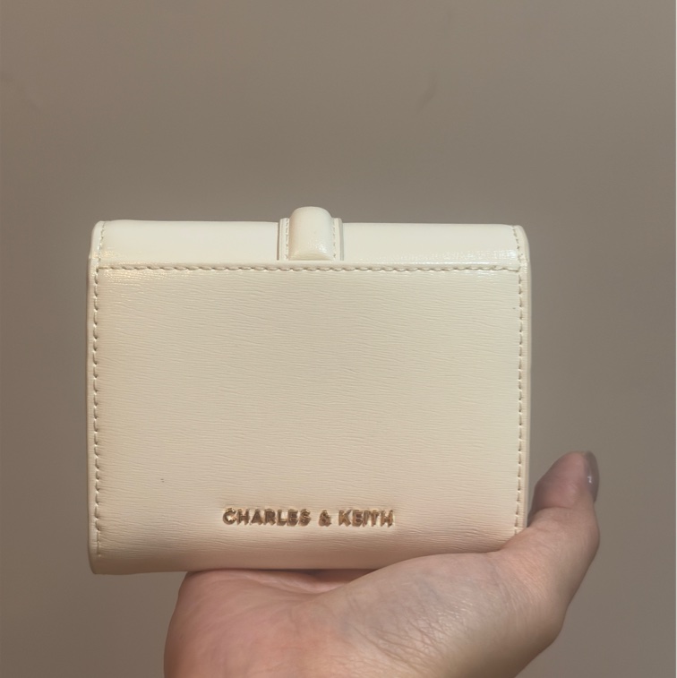 CHARLES&KEITH 小CK 短夾 零錢包 全新 白色短夾-6