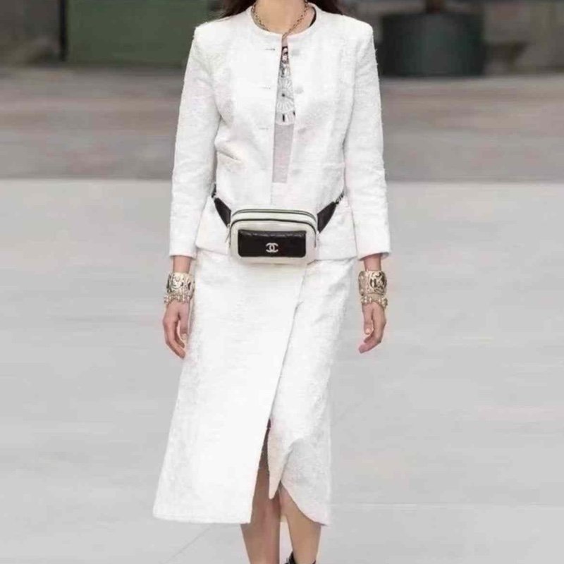Chanel 秀款蕾絲半身裙正品 34號 只穿一次閒置-0