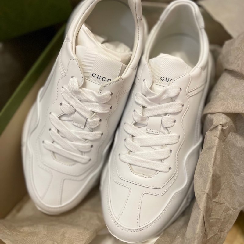 Gucci新款白色老爹鞋、後跟金色logo 超級百搭-4