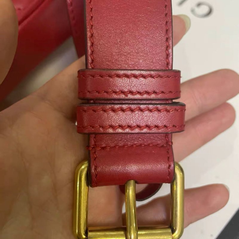 Gucci marmont 紅色 腰包，配件有防塵袋，腰帶長度90cm 尺寸18×15×5-3