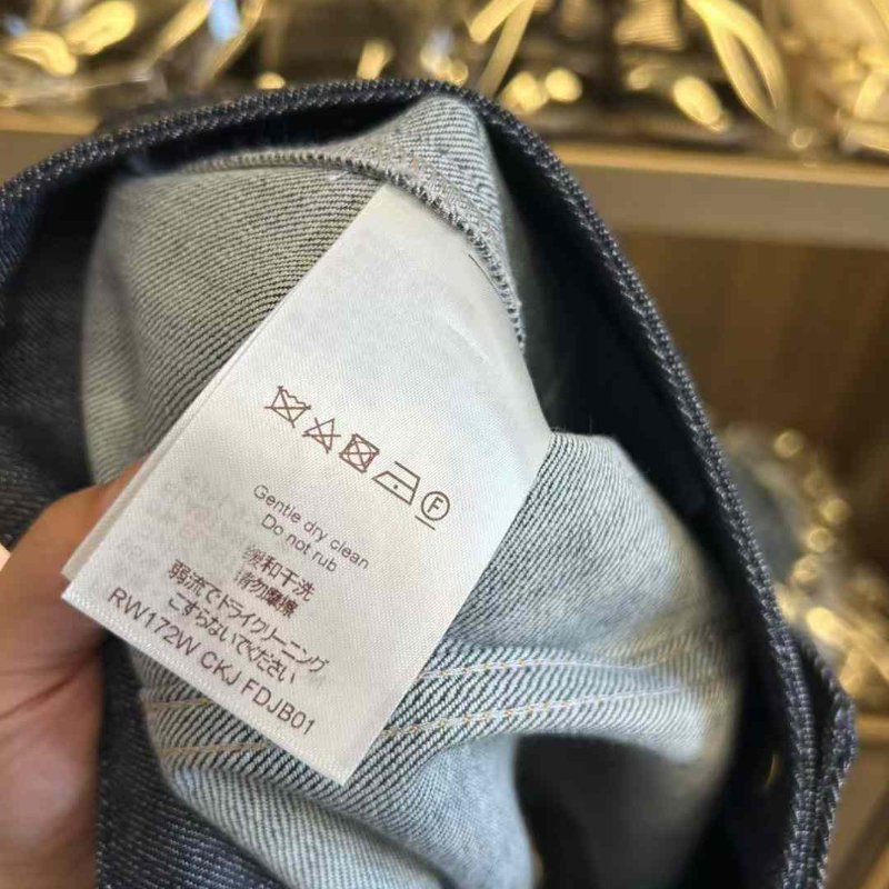 Lv短裙 原價近七萬 尺寸40碼 只穿一次非常新-3