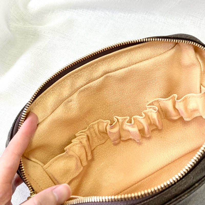 專屬連結- LV 相機包23cm-12