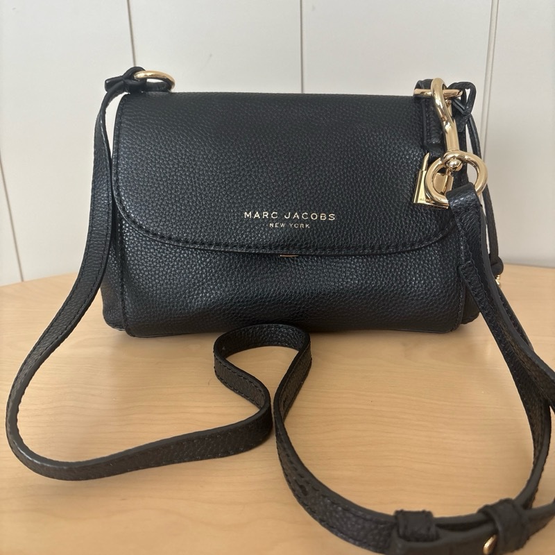 Marc Jacobs boho專櫃款 黑色荔枝皮 鎖頭郵差包 九成新-0