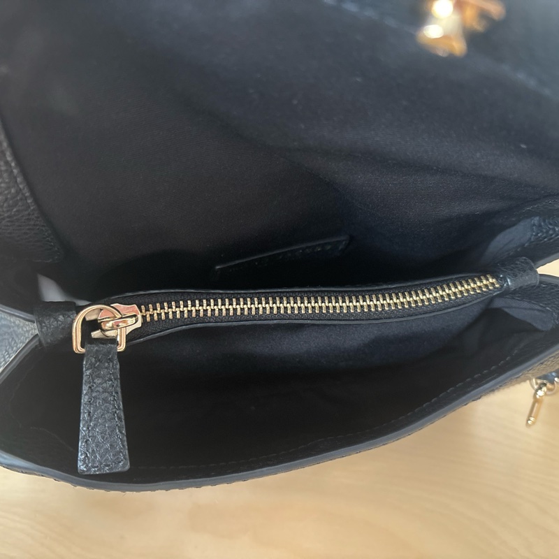 Marc Jacobs boho專櫃款 黑色荔枝皮 鎖頭郵差包 九成新-12