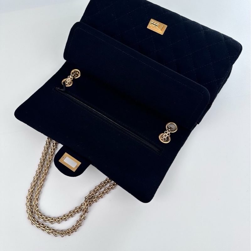 Chanel Matelassé Chain Shoulder Bag Jersey Black 有貼紙-3