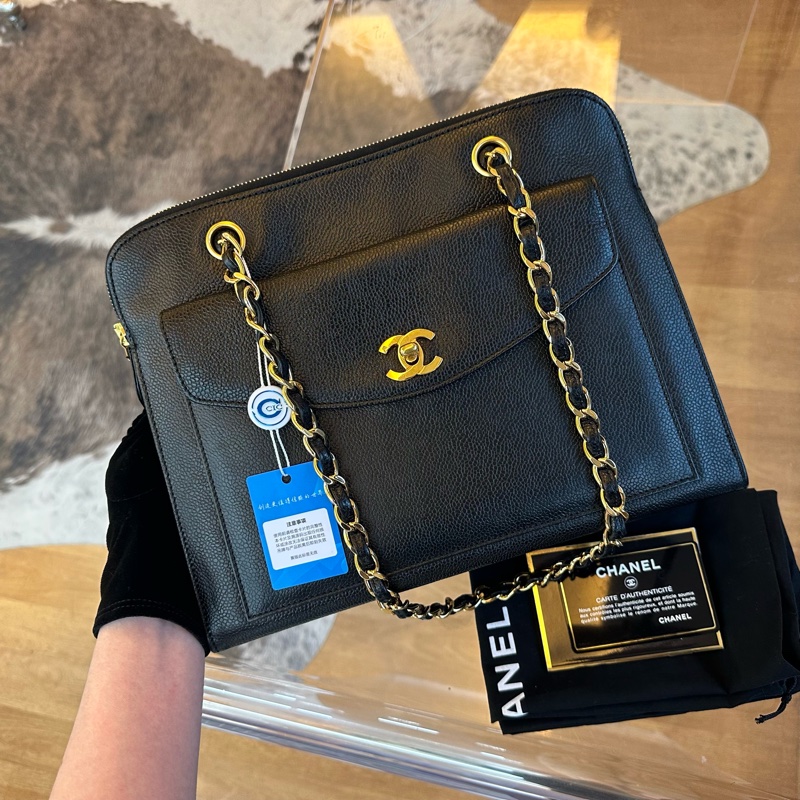 Chanel 香奈兒雙 c 扣黑金魚子醬奶粉鏈包-0