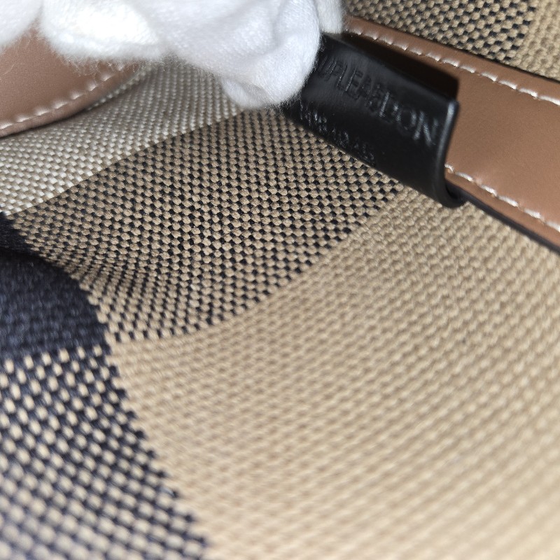 BURBERRY 巴寶莉 經典格紋棉麻拼接牛皮 肩背包 斜背包 水桶包-36