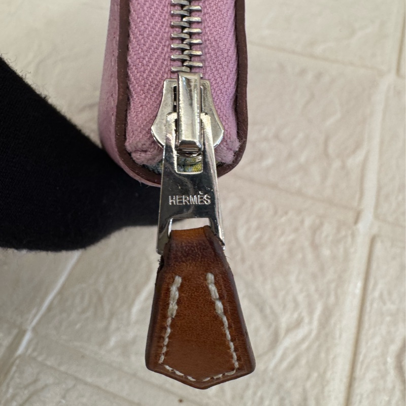 Hermes粉紫內黃動物ㄇ拉絲巾短夾-22