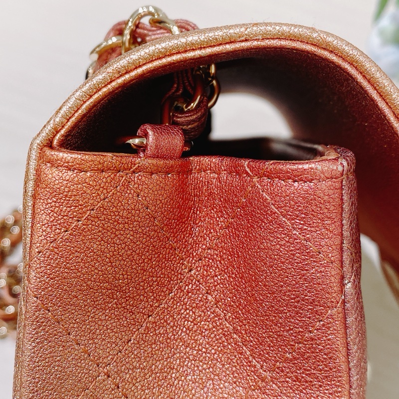 TK1693 CHANEL 香奈兒經典翻蓋式菱格款幻彩粉紅色肩帶包包CLASSIC FLAP MINI 20CM SUNSET IRIDESCENT-12