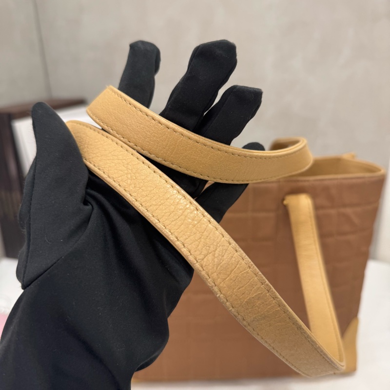 Chanel 冰格拼皮托特包-25