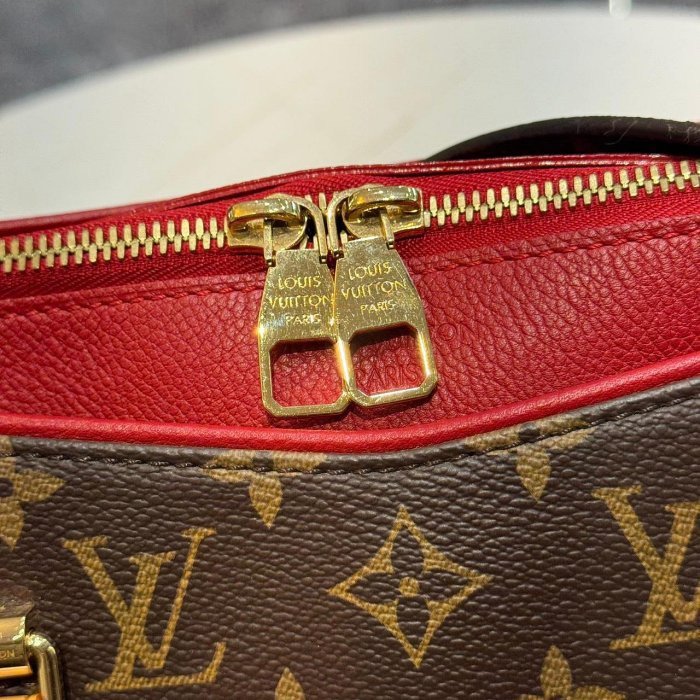 *SHIHNA名牌精品* LV PALLAS M41175 手提/肩背兩用包-1